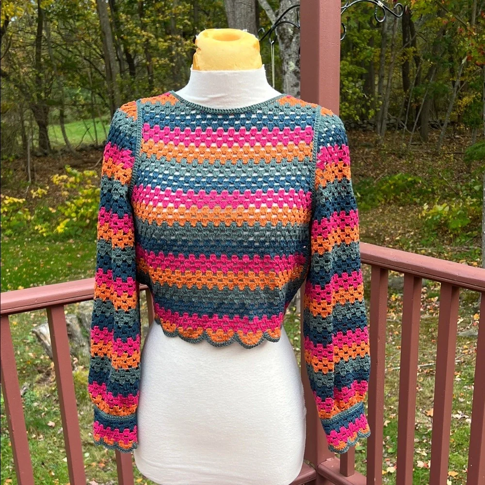 New! Zara small Colorful Crochet back tie top.